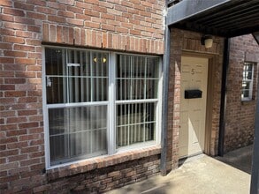 Building Photo - 4719 Clay St