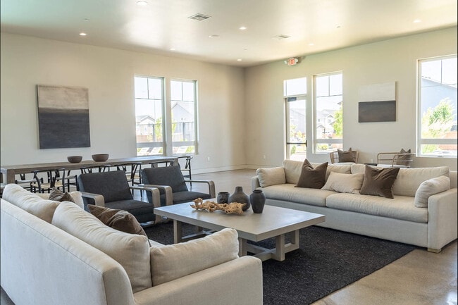 Building Photo - Northplace Apartment Homes 2