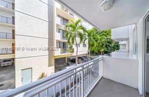 Foto del edificio - 1 br, 2 bath Condo - West Bay Gardens