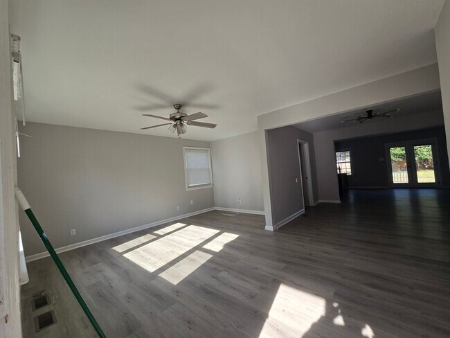 Foto del edificio - 804 Old Town Dr