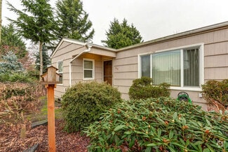 Building Photo - 736 3rd Ave N