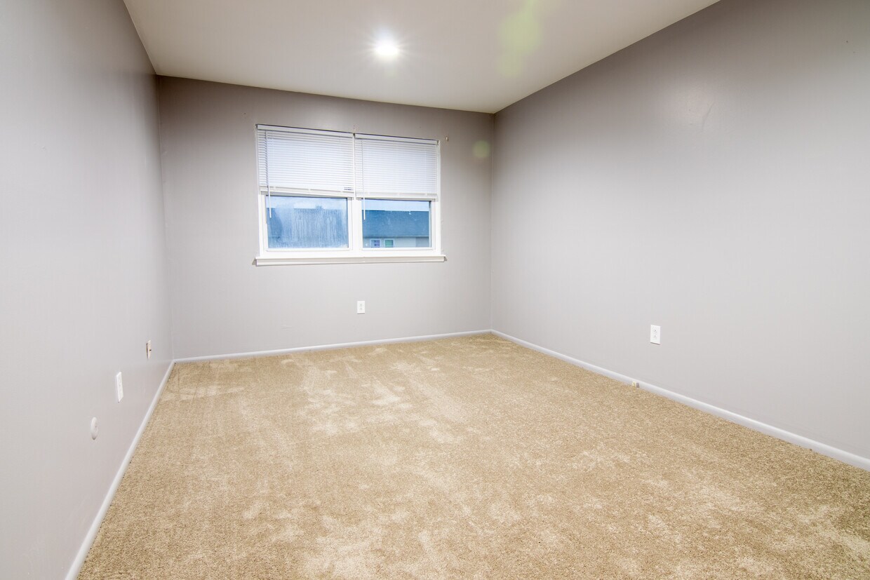 446 State St, East Greenville, PA 18041 Townhome Rentals in East