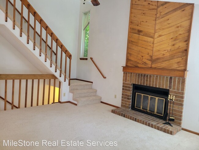 Building Photo - 4 br, 3 bath House - 1830 Seven Arrow Drive