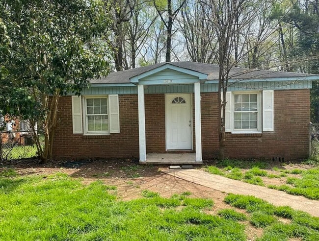 Photo - 2613 Remington St House