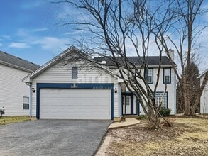 Building Photo - 2417 Deerfield Dr