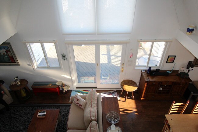 Foto del edificio - 147 Captains Dr