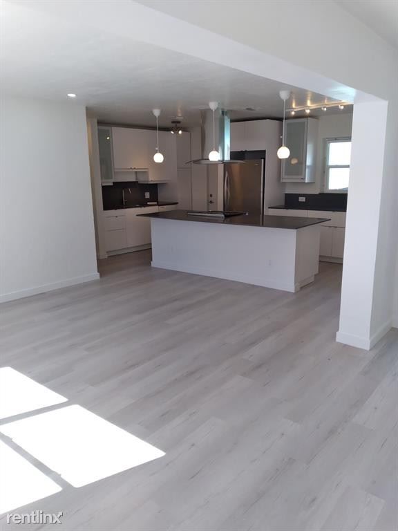 Foto principal - 3 br, 3 bath House - 3410 NW 5th Ave