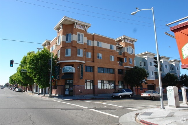 Building Photo - Hismen Hin-Tu Terrace Apartments