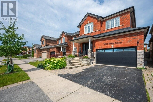 Building Photo - 1305 Weller Crossing