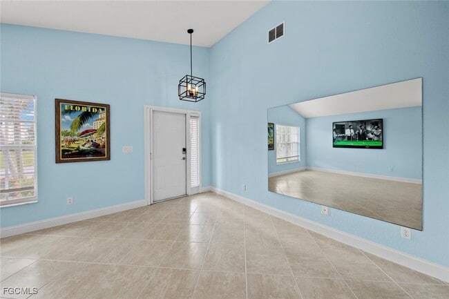 Building Photo - 15817 Beachcomber Ave