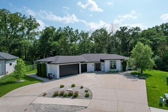 Building Photo - 609 Black Wolf Lp