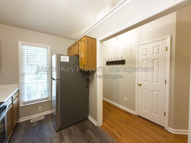 Foto del edificio - 4220 Old Brick Ct