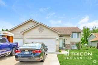 Building Photo - 102 Charity Cir