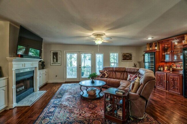 Foto del edificio - 1823 Atlantis Pl