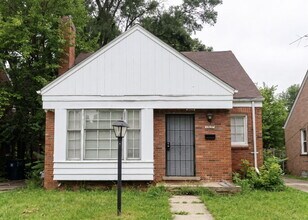 Building Photo - 13137 Elmdale St
