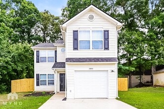 Building Photo - 1666 Hallmark Hills Dr