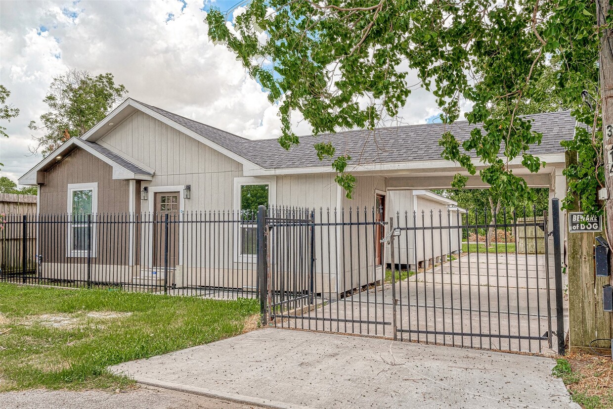 Foto principal - 3014 Delia St
