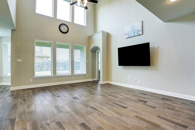 Foto del edificio - 29838 Norwood Canyon Ln