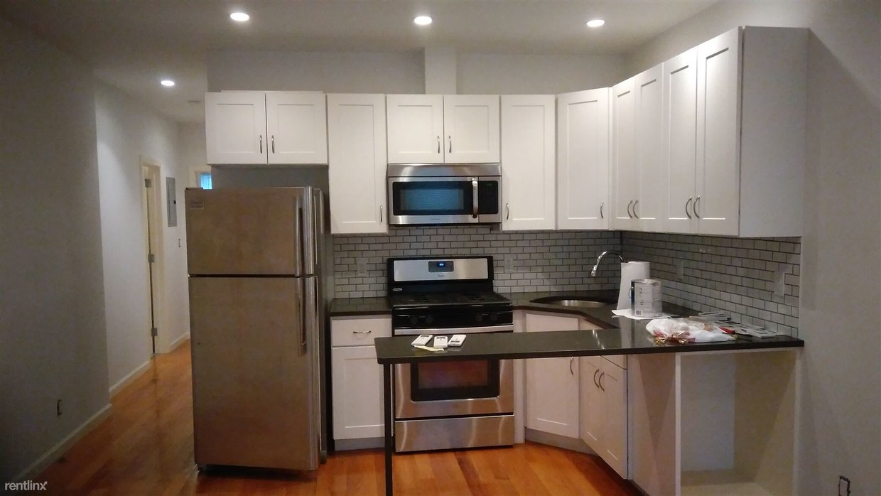 2 br, 1 bath - Kaufman Studios - 2 br, 1 bath  - Kaufman Studios