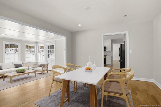 Building Photo - 56 Kettle Creek Rd