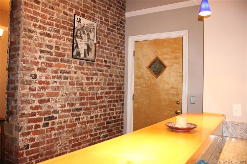 Primary Photo - 43 Chestnut St