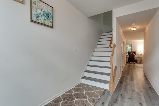 Building Photo - 43508 Jubilee St