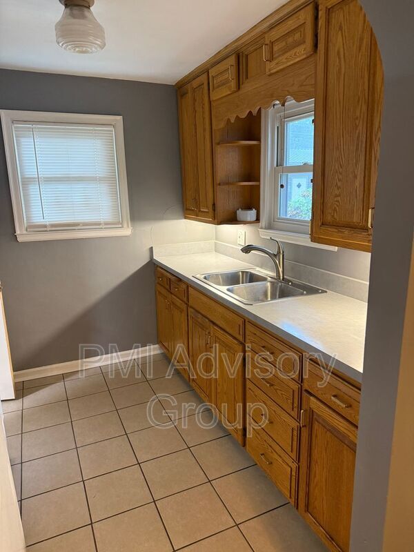 Foto del edificio - 1525 SW Wayne Ave