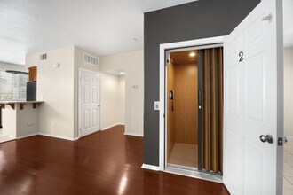 Building Photo - 1565 Ledgestone Ln