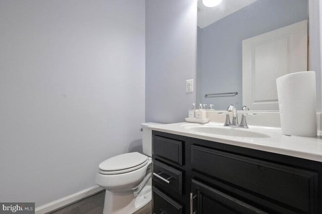 Building Photo - 518 Harborview Dr