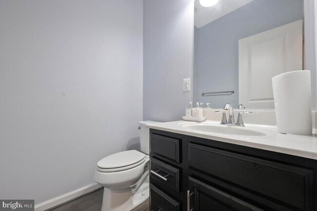 Foto del edificio - 518 Harborview Dr