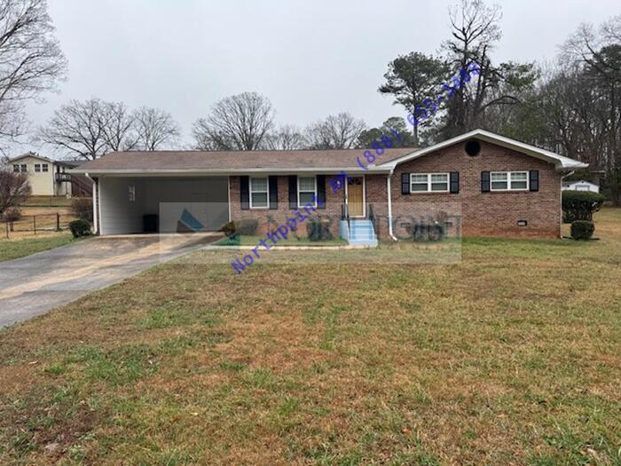 Primary Photo - Well maintained home in great location!