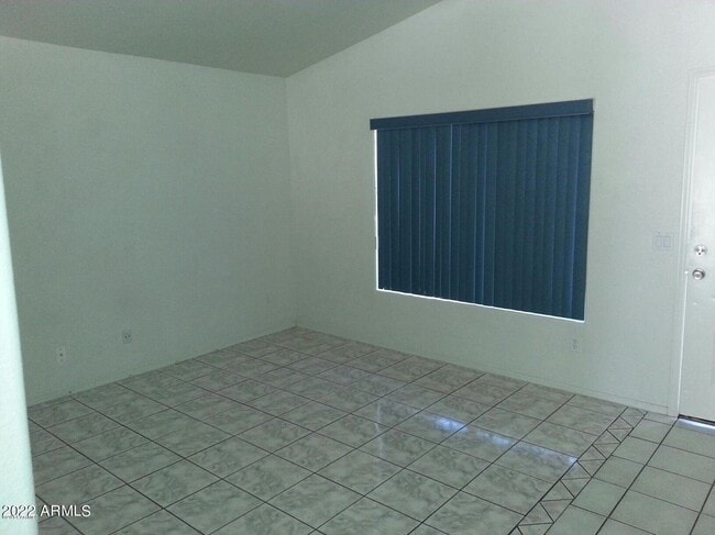 Building Photo - 3559 W Via Del Sol Dr