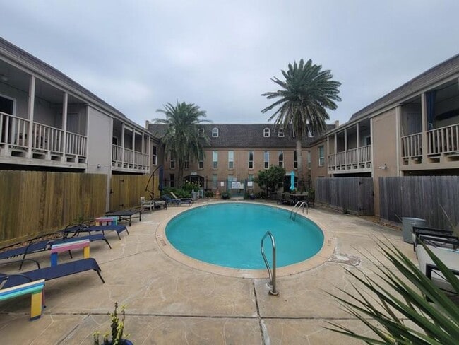 Foto del edificio - 215 Post Office #1001