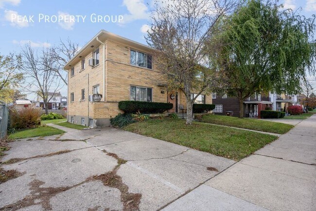 Building Photo - Cozy 1 Bedroom, Great Location, $99 DEPOSIT!