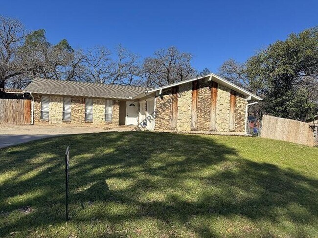 Foto del edificio - 412 Glenhaven Dr