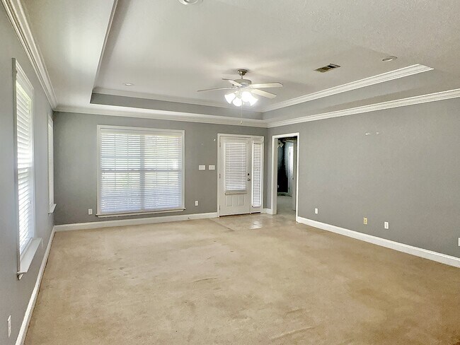 Building Photo - 46 Live Oak Trail