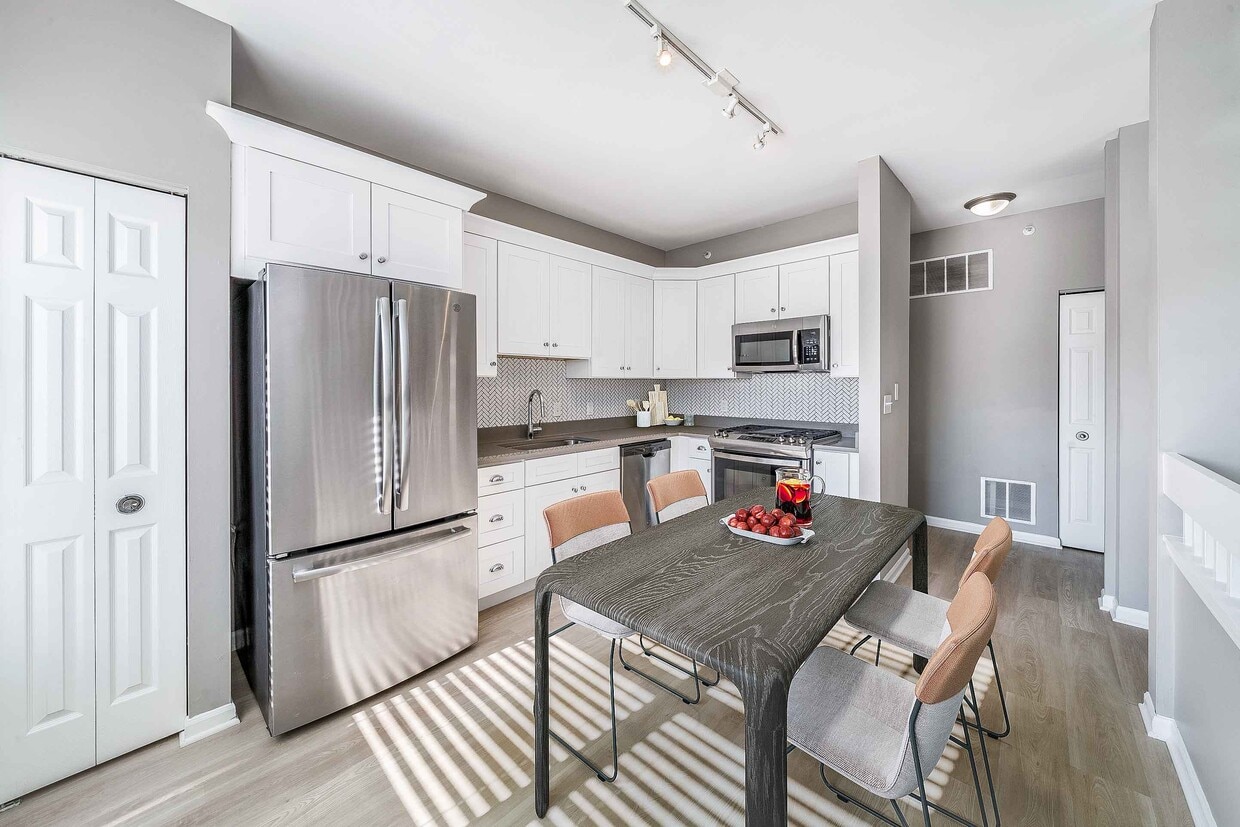 River Run at Naperville Alquileres en Naperville, IL