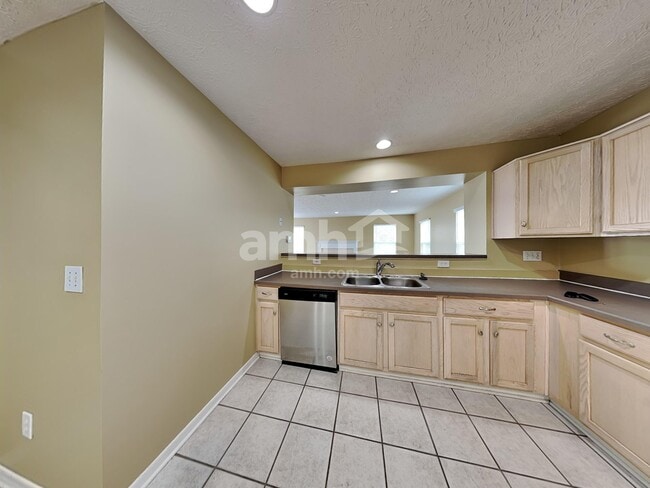 Building Photo - 4433 Greensbury Dr
