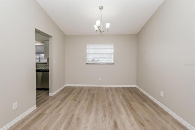 Building Photo - 306 Limona Rd