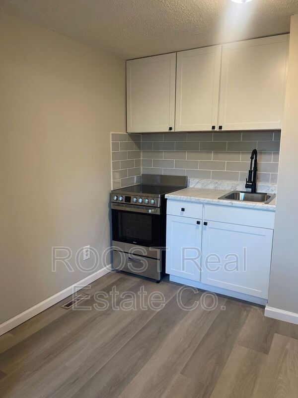 430 E Main St Unit C, Newark, OH 43055 Condo for Rent in Newark, OH