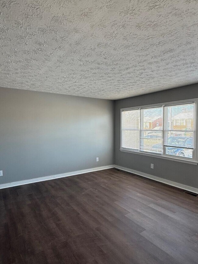 Foto del edificio - 3678 Niagara Dr