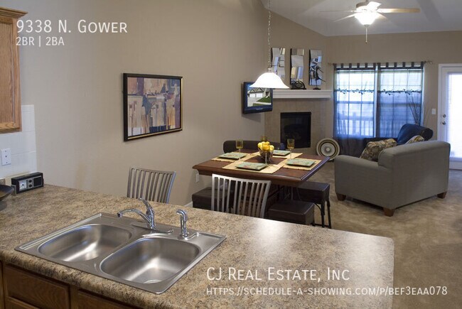 Foto del edificio - 9338 N. Gower-