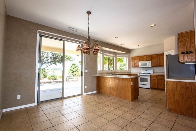Building Photo - Appaloosa Meadows