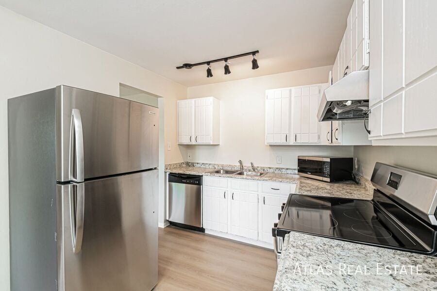 Photo - 9401 W 65th Avenue-