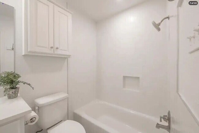 Building Photo - 303 Fantail Loop