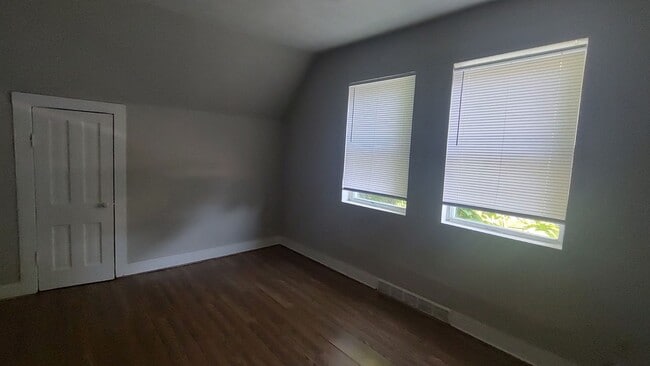 Building Photo - 1115 Dorcas St
