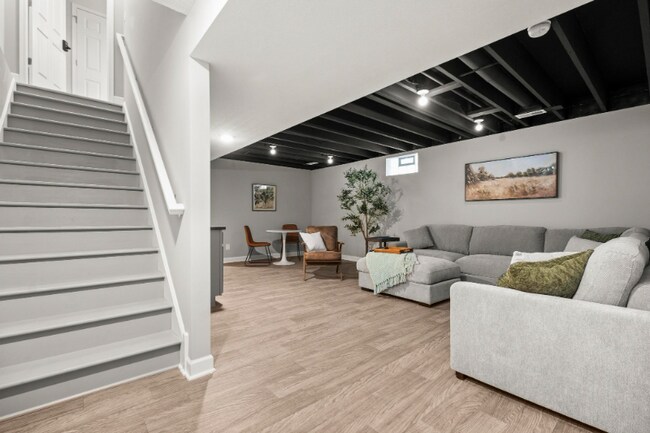 Foto del edificio - 2273 E 100th St