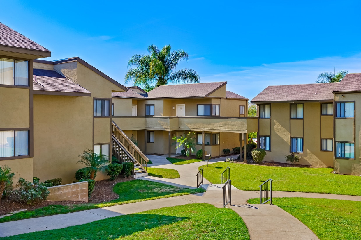 Sunset Trails Apartments Vista