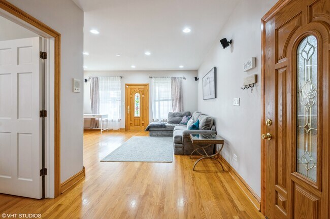 Foto del edificio - 3220 W Cortez St