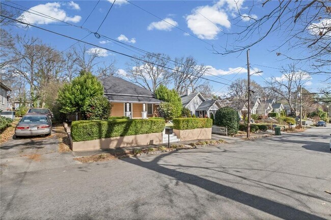 Foto del edificio - 805 Antone St NW